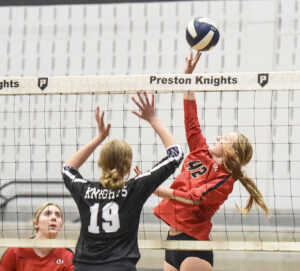 Bridgeport upends top-seeded University High volleyball team for sectional title